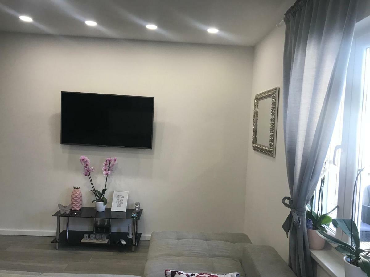 Apartments Holiday באסקה וודה מראה חיצוני תמונה