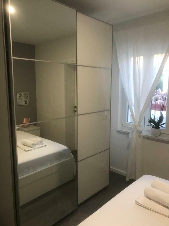 Apartments Holiday באסקה וודה מראה חיצוני תמונה